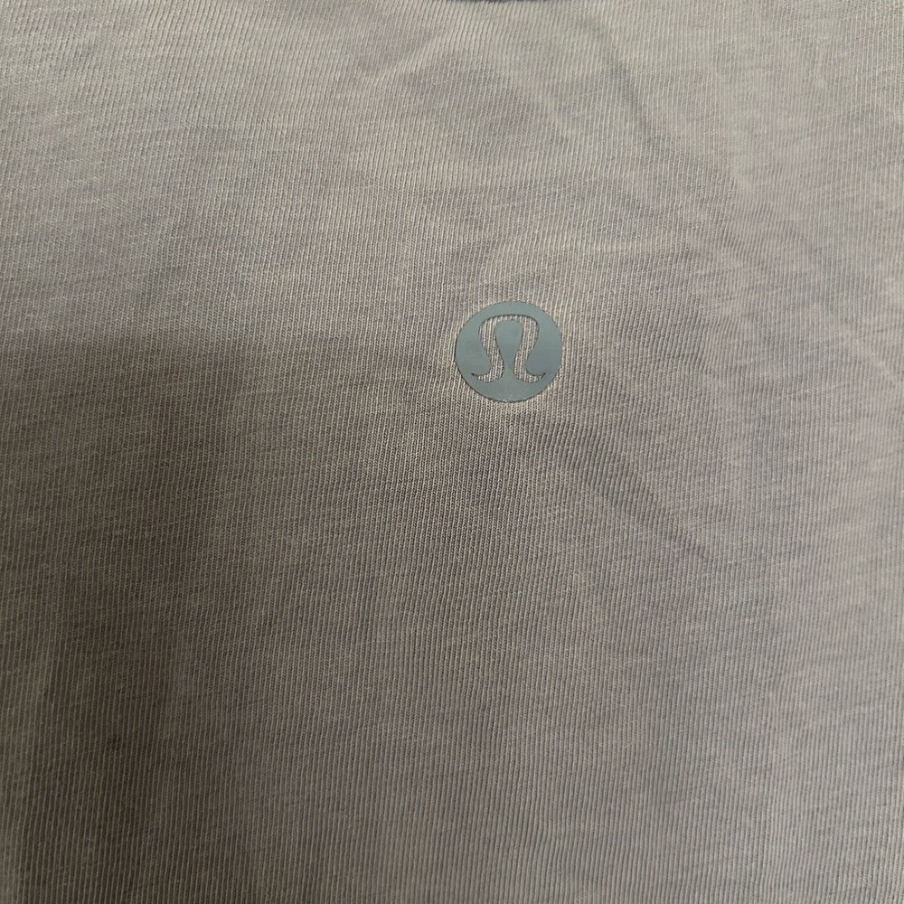 🍋 Lululemon Love V-Neck Short Sleeve Tee - Slate Blue Grey / Size L 🍋 - Picture 3 of 3